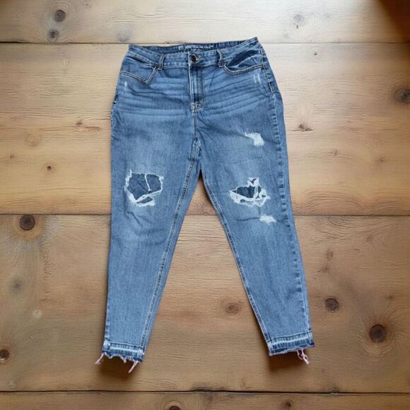 M Jeans by Maurices Hi Rise Distressed Raw Cuff Crop Jeans Size XL 33x28 #20 - Picture 1 of 8